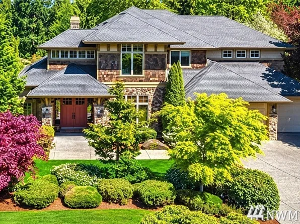 2618 100th Ave NE, Bellevue, WA 98004