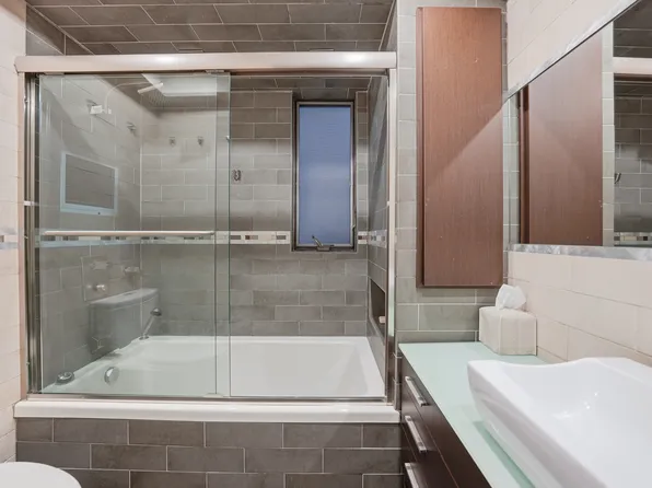 2115 Quentin Road image 12 of 25