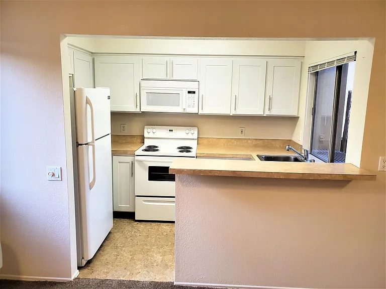 7944 Mission Center Ct #C — Photo 2