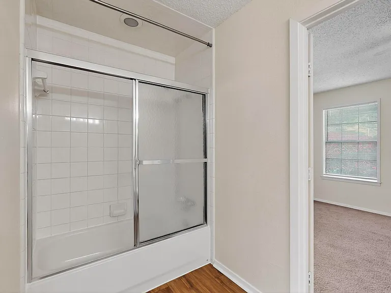 5322 Columbia Ave — Photo 12
