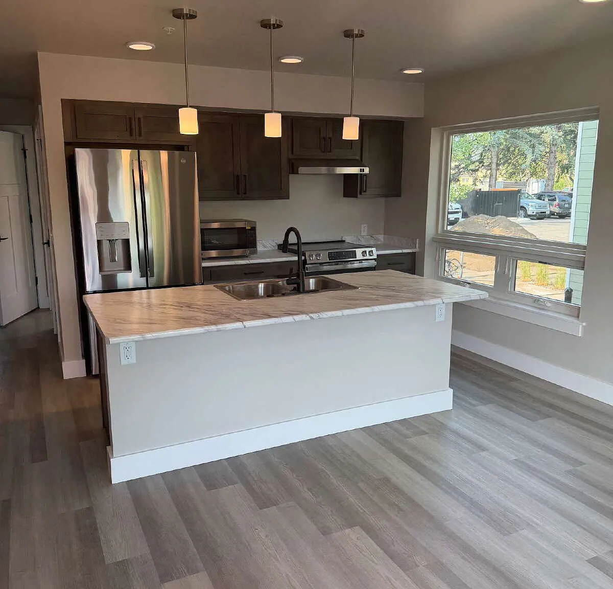 1 bed, 1.0 bath, $1,625 — Photo 1