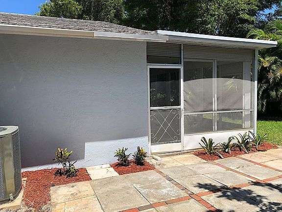 4th image of 3556 Kendall Dr