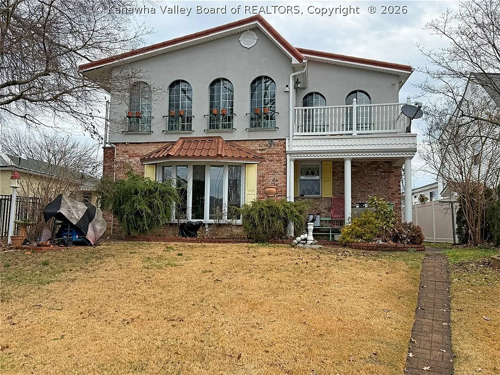 1216 Kanawha Ave photo 1