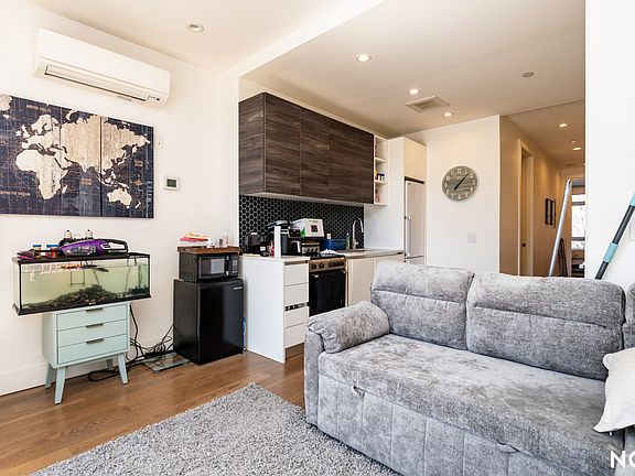 4th image of 530 Midwood St #2J