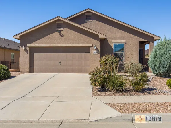 10919 Topacio St NW, Albuquerque, NM 87114