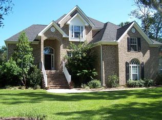 239 Sterling Woods Dr, Richmond Hill, GA 31324