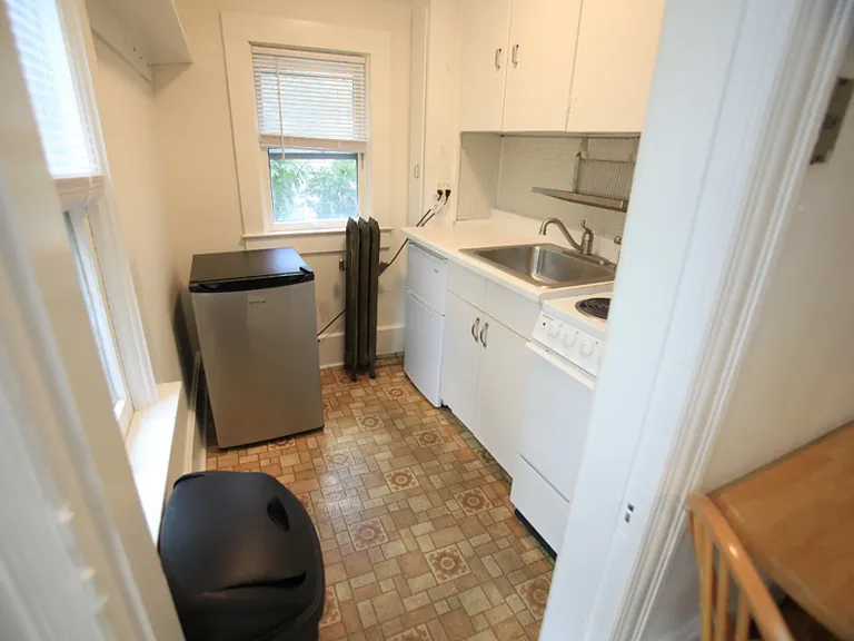 602 Monroe St #602-10 — Photo 24