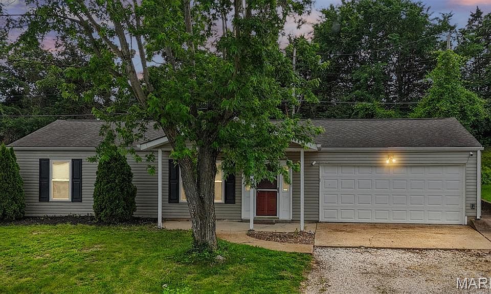 1st image of 202 Drewel Ct