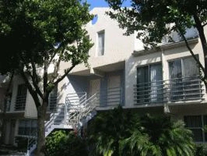 6880 SW 44th St #100 — Photo 11