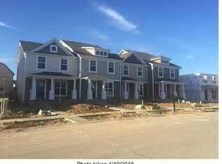 336 Countryshire Dr, Lake St Louis, MO 63367