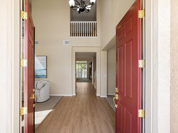 5th image of 903 Rio Grande Drive