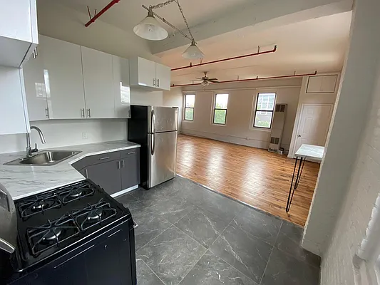 Rented by Carnegie Management Inc | media 21