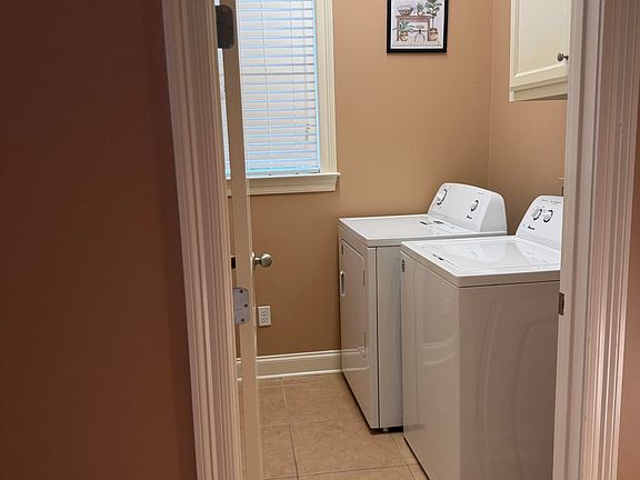5th image of 111 Seaside Ln