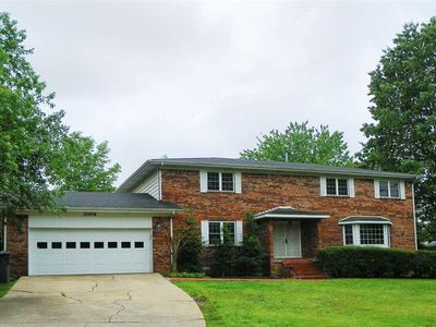 2004 Barnhill Rd, Paragould, AR, 72450