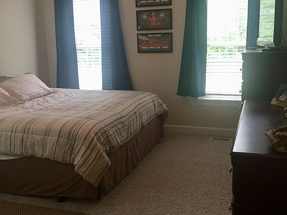 4th image of 104 Birch Cir
