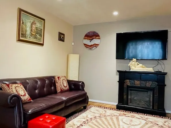 2715 Strickland Avenue image 31 of 42