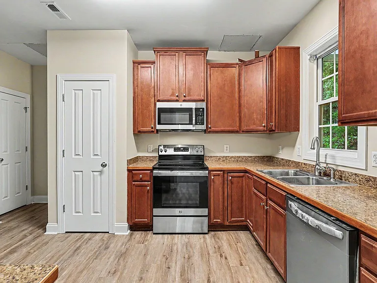 306 Sugar Maple Ave — Photo 10