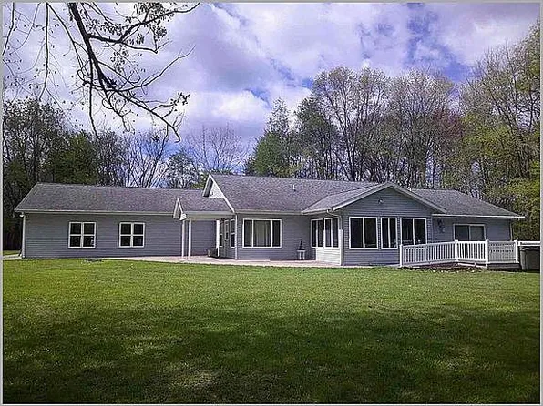 12491 Seven Mile Rd NE, Belding, MI 48809