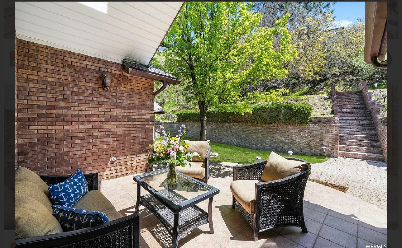 4 bed, 2700 sqft, $3,500 — Photo 4