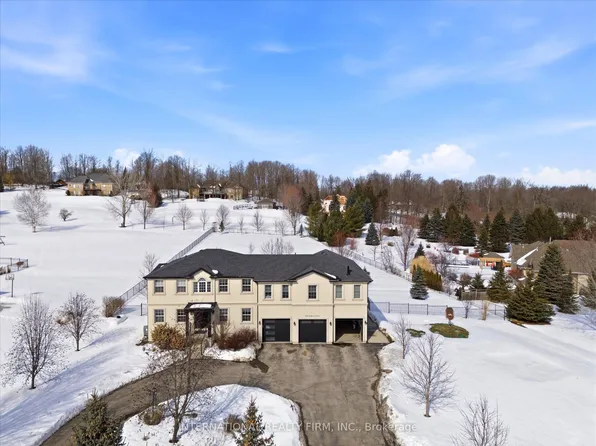 130 Andrews Dr, Bradford West Gwillimbury, ON L0G 1A0