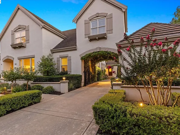 3019 E Ruby Hill Dr, Pleasanton, CA 94566