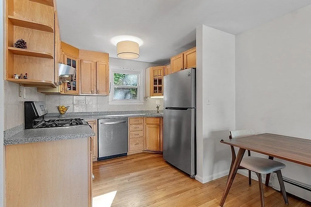 91 Winslow Ave — Photo 1