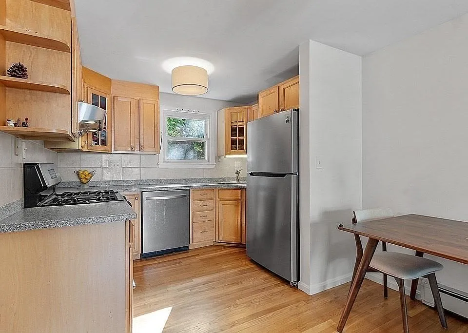 91 Winslow Ave