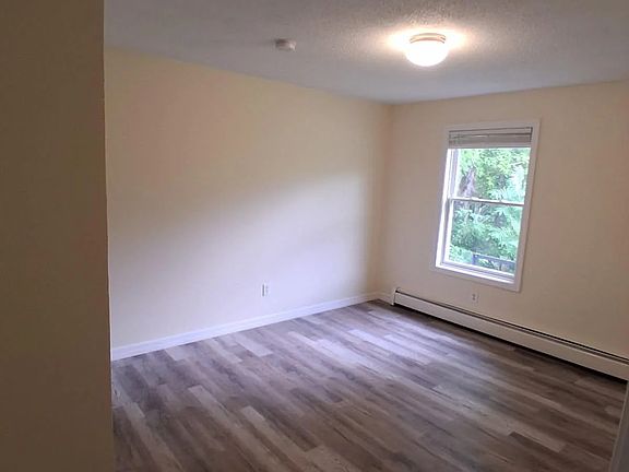 5th image of 391 School St #6