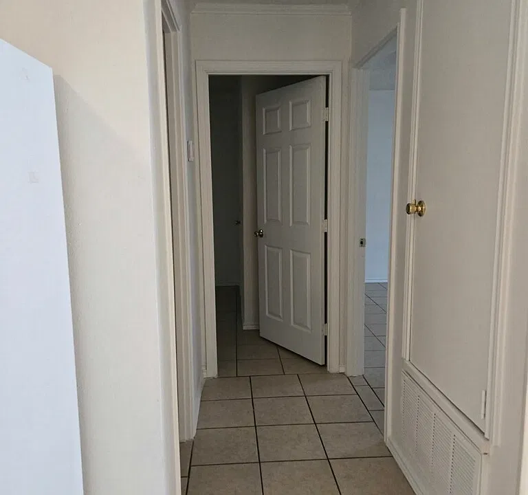 514 Garden Ln #1