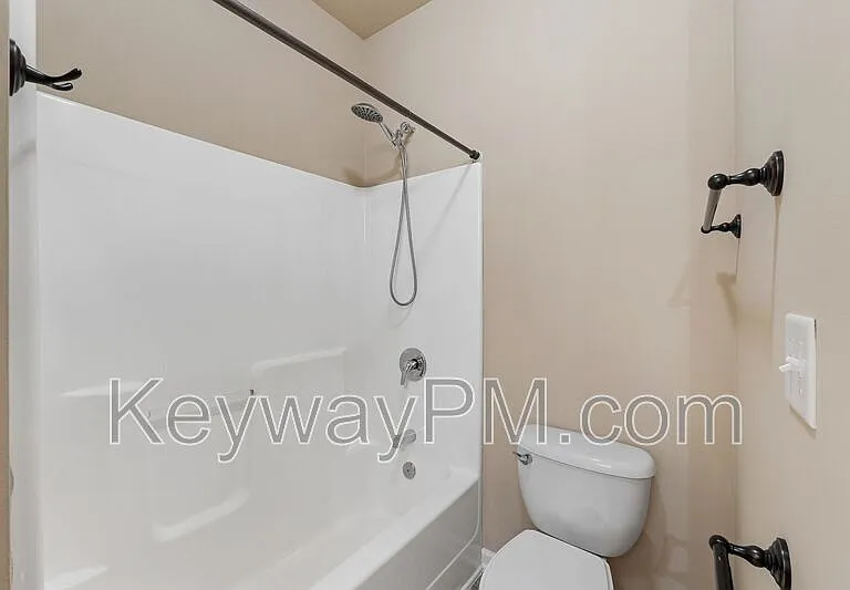 6017 Reynolds Cir — Photo 28