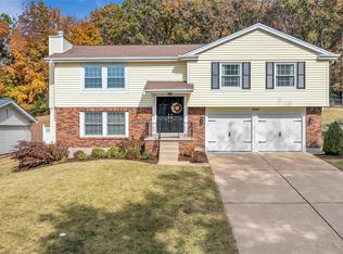 3563 Lost Meadow Ct, Saint Louis, MO 63129