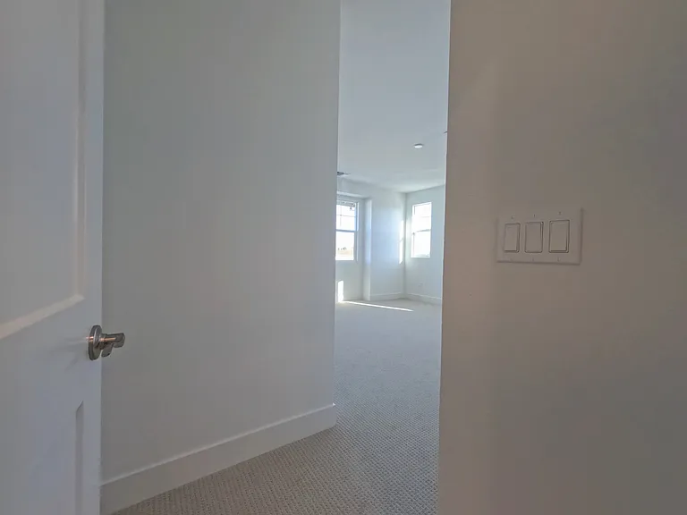 2716 Amora Cir — Photo 28