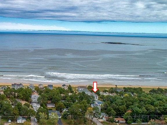 Aerial Photo of Outlook Beach House / 15 Outlook Avenue Saco, Maine 04072