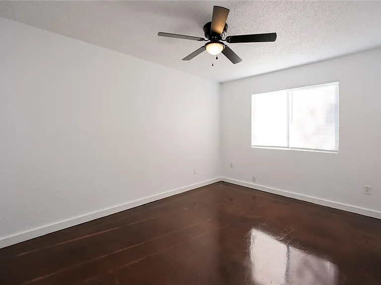 6641 Rhine Dr #B — Photo 9