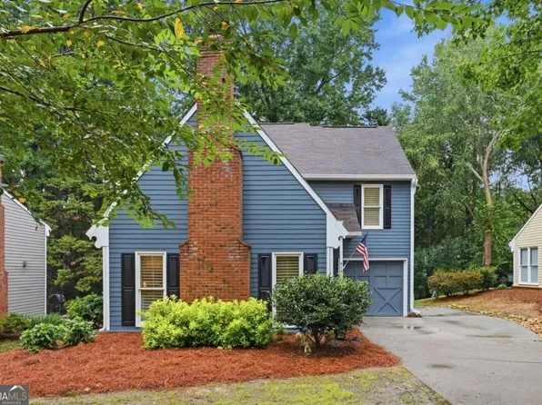 414 Roswell Green Ln, Roswell, GA 30075