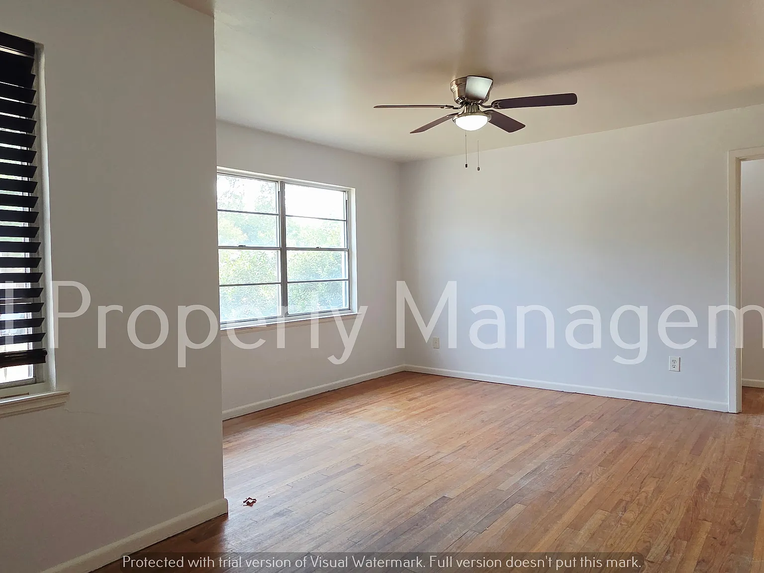 3 Bedroom Irving Home Ready for Rent — Photo 2