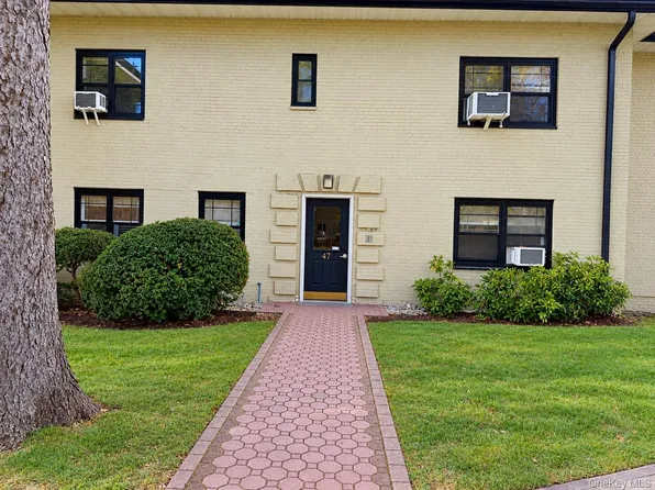 47 Manchester Road #E21, Eastchester, NY 10709