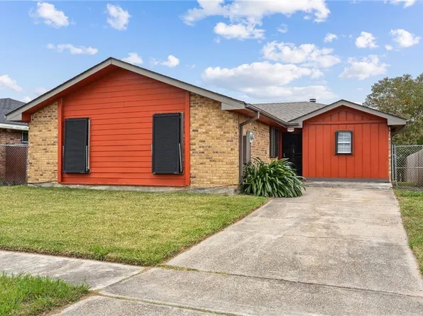 5116 Basinview Dr, New Orleans, LA 70126
