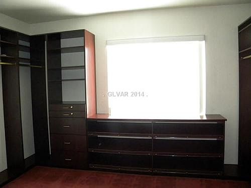 1st image of 1521 Silver Rain Ave