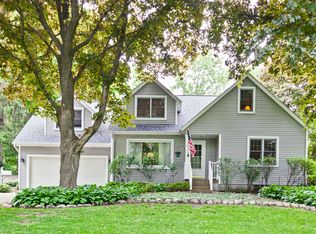 514 Opatrny Dr, Fox River Grove, IL 60021