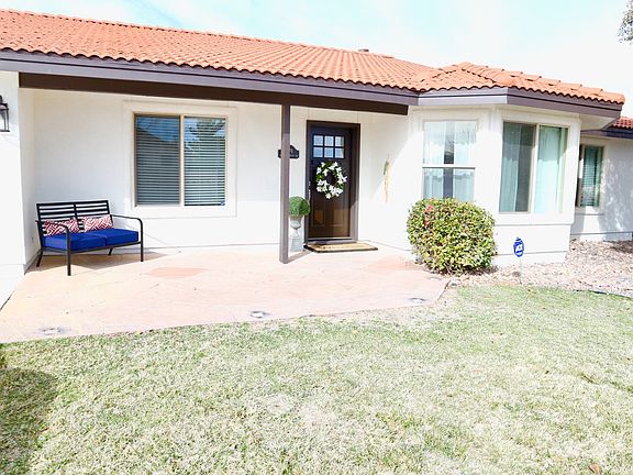 2nd image of 2876 Saint Andrews Dr