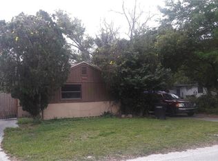 615 Woodlawn St, Clearwater, FL 33756