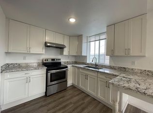 832 35th St #1, Emeryville, CA 94608