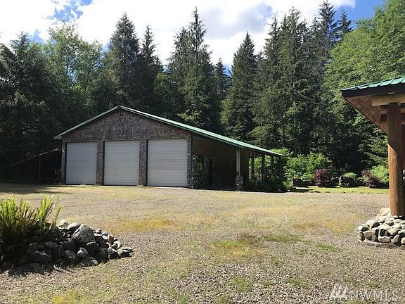 3rd image of 683 Storman Norman Ln