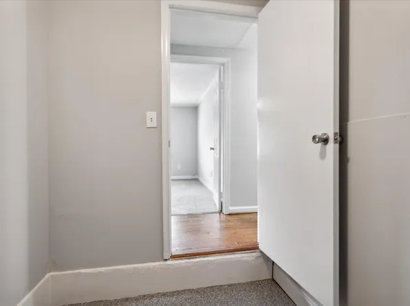 112 Oak St, Yorktown, VA 23693