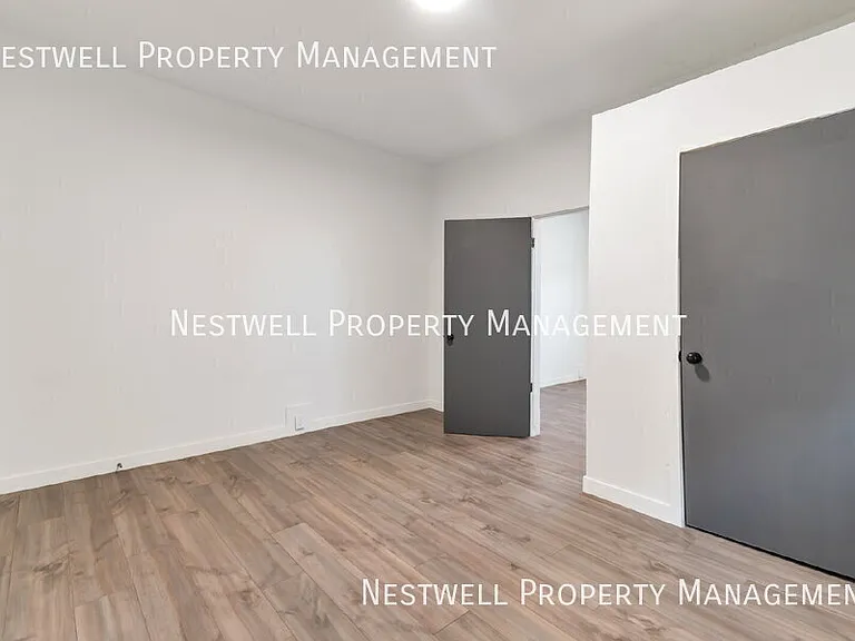1046 W Euclid Ave — Photo 6