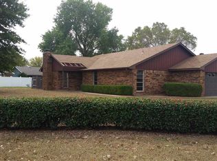 4501 Alamo Rd, Enid, OK 73703