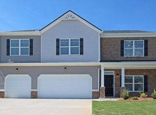 8089 Louis Dr, Locust Grove, GA 30248
