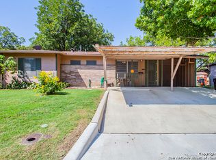 1834 Arroya Vista Dr, San Antonio, TX 78213