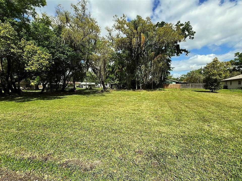 1st image of 806 LAMONT PLACE LOT 1